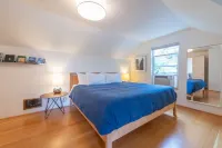 Modern 4-bdrm Cape Cod House, Popular NE Portland