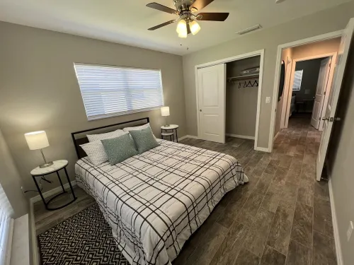 Cozy 2 Bedroom near the Springs