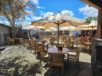 Vacation Home surrounded by natural beauty - 5 min. from pools and lake Hotels in Lackawaxen Township