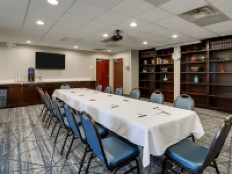 Holiday Inn Express & Suites GADSDEN W-NEAR ATTALLA by IHG Hotels in Gadsden