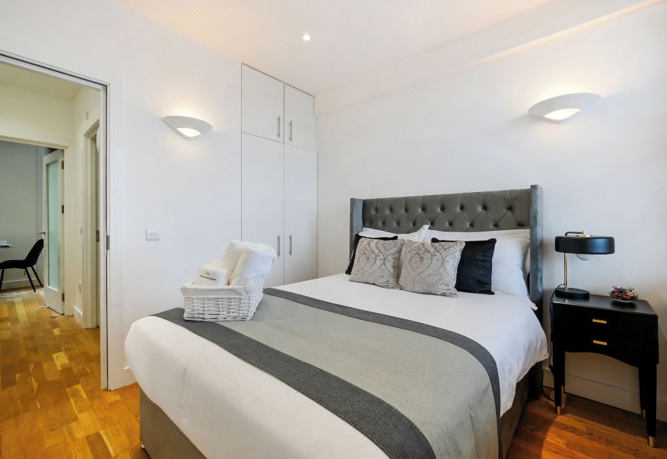 Avari Apartments - Gray's Collection