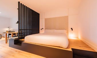 Port Plaza Apartments