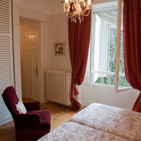 Chambres d'hôtes Les Pratges Hôtels à : Figeac