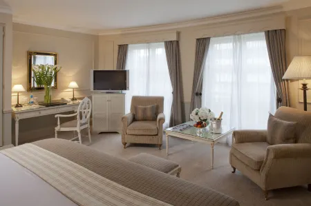 The Merrion Hotel Отели рядом со станцией Grand Canal Dock Dart Station