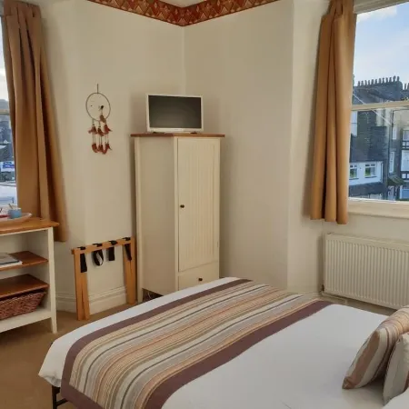 Compston House B & B