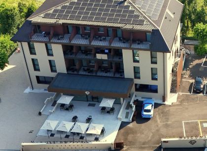 Ile Hotel