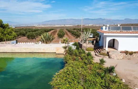 卡波德加塔的莫利納農莊