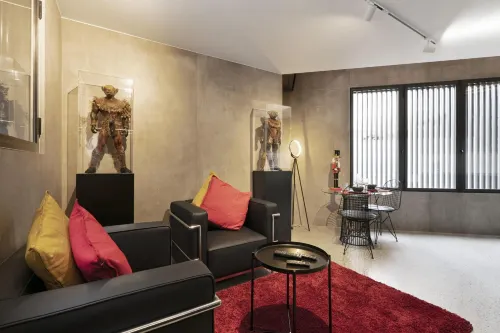 New York Style Loft - 4-Star