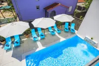 Valla Studio Apartments with Free Bikes - شاطئ