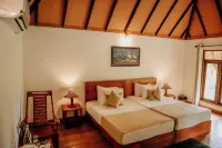 Saffron Lake Yala Hotels in Hambantota