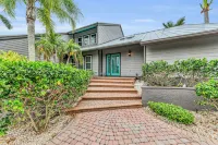 Bay House Retreat Managed by Beach Retreats