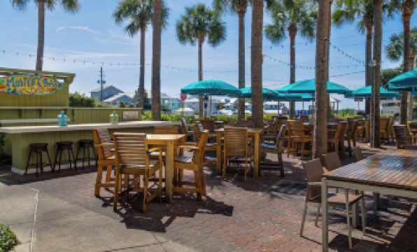 Modern Gulf Place Unit with Gulf Views & Amazing Amenities