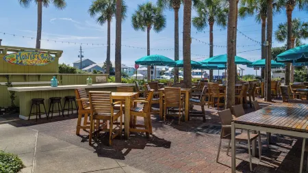 Modern Gulf Place Unit with Gulf Views & Amazing Amenities