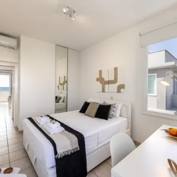 Faros Seaside Villa Larnaca