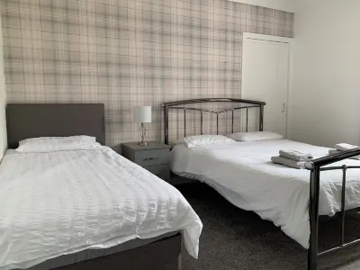 Burns Street Hotels in 