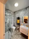 East London 1-Bed Apt Sleeps 2 with Parking 윌리엄 모리스 갤러리 주변 호텔