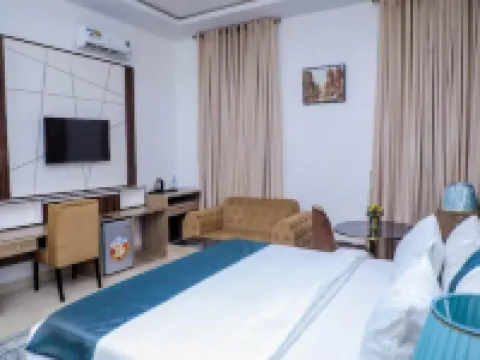 Grovehill Hotel Plus Hotels in Ilesa