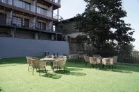 Gurugram Resort Mussoorie - Hot Tub