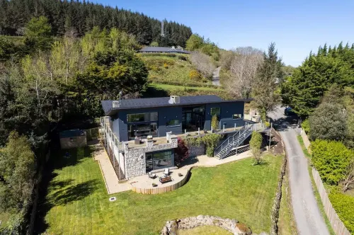 Luxury Mansion in Dublin 18 - إطلالة على البحر