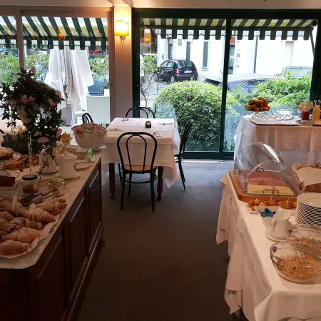Hotel Augustus