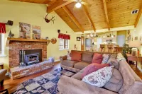 Lazy Bear Lodge Central Retreat by Big Bear Vacations - Gym