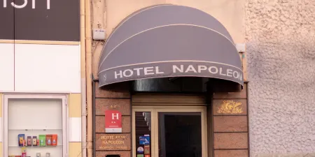 Hôtel Napoléon Отели рядом с достопримечательностью «Scala santa»