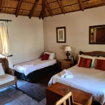 Khaya Africa Guesthouse