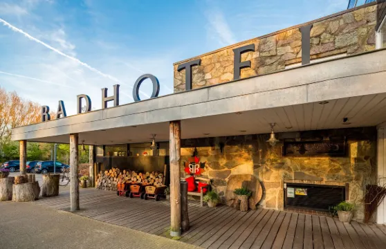 羅卡涅住宿酒店