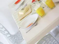 在Agia Triada的寧靜假日別墅，帶有游泳池