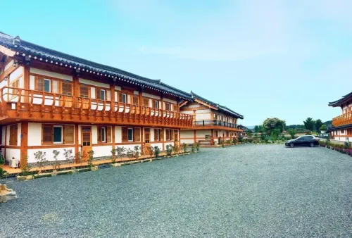 GyeongJu Ran HAN-ok