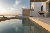 Paros Cape Suites - Private Pool