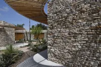 A Speranza Suites Avec Piscine Privative chauffée Hotels in Figari