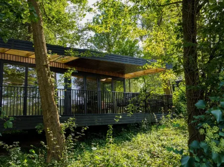 Beautiful Lodge in Gulpen with Garden