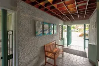 Maluhia Kahakai 2 Bedroom Condo by RedAwning