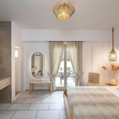 Hotel Villa Flora Hotels near Agios Georgios Beach