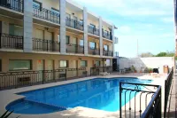 Hotel El Camino Inn & Suites - piscina