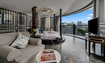 Hotel Del Luna Boutique