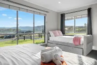 Serenity Estate Hunter Valley Hotels in Millfield