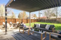 NEW! HotTub•FirePit•Games•20min to Denver&Boulder!