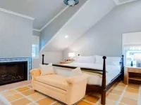 Canoe Place Inn & Cottages Hotels in Hampton Bays