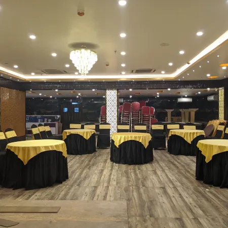 Hotel Aavas Inn
