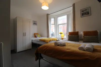 Rockcliffe House Hotels near Boundary Outlet - Sheffield