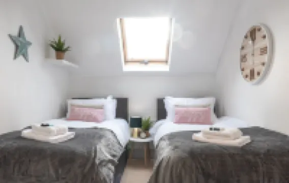 有停車場的South Downs避難所 酒店