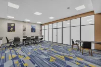 Baymont by Wyndham Kansas City North - parking