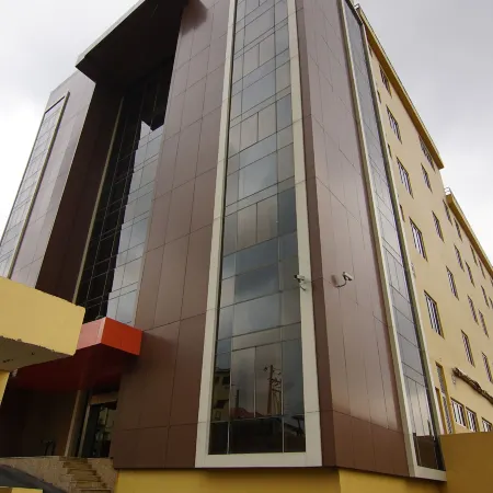 Pearlwort Hotel and Suites