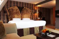 The Pinewood Hotel Hotels in Slough