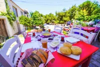 Alaybey Ada Evi Hotels in Tenedos