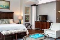 Olde Harbour Inn - Parvekkeita