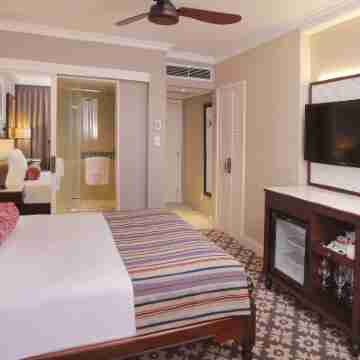 Southern Sun Maputo Rooms