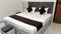 HOTEl SHREE ASHTAVINAYAK GRAND Hotel di Mandla
